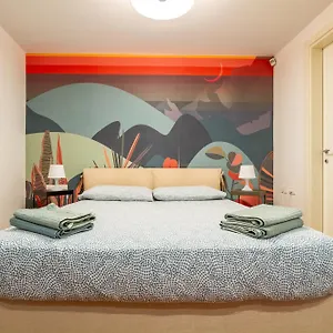 https://la-casa-alle-colonne.italymilanhotels.net
