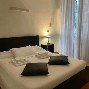  Apartment Stefano House Fontana Di Trevi